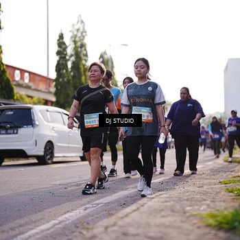 Runner Photo 8384731