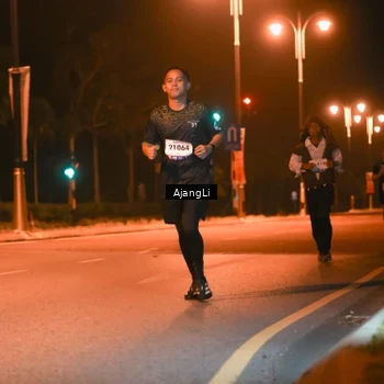 Runner Photo 8384735