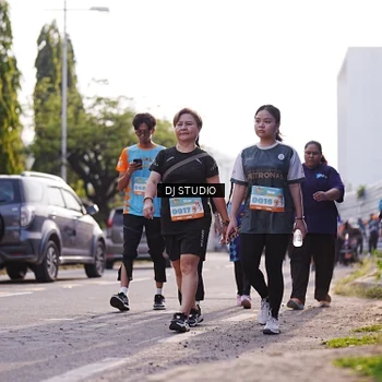 Runner Photo 8384737