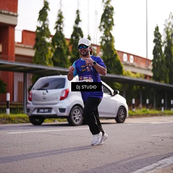 Runner Photo 8384746