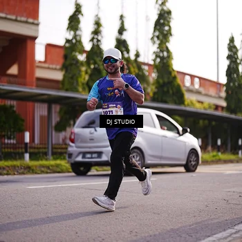 Runner Photo 8384749