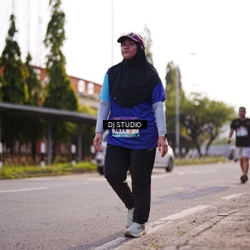 Runner Photo 8384750