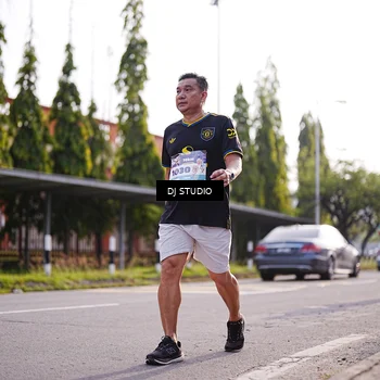 Runner Photo 8384767