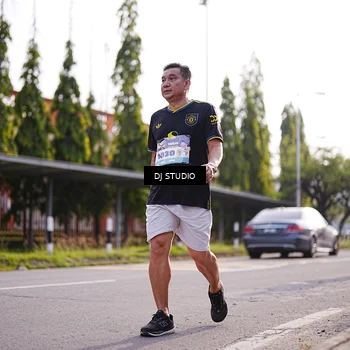 Runner Photo 8384770