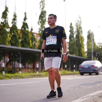 Runner Photo 8384772