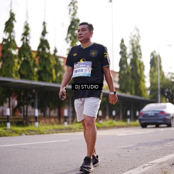 Runner Photo 8384773