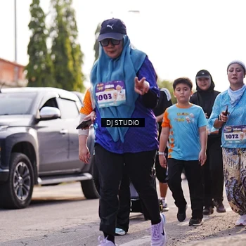 Runner Photo 8384803