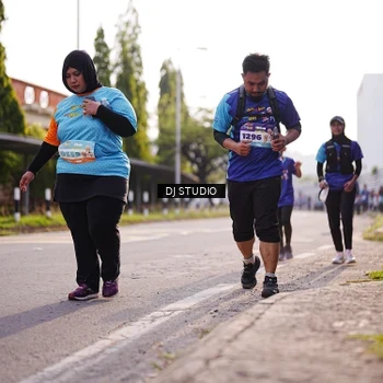 Runner Photo 8384893