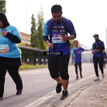 Runner Photo 8384894