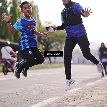 Runner Photo 8384901