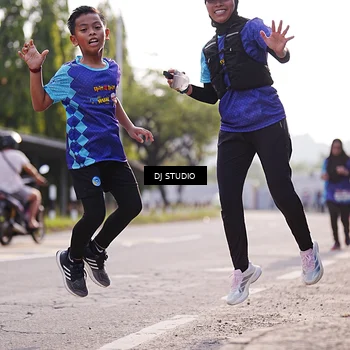 Runner Photo 8384903