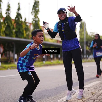 Runner Photo 8384915