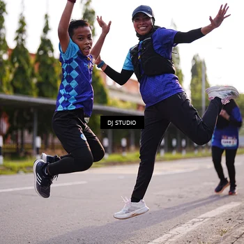 Runner Photo 8384918