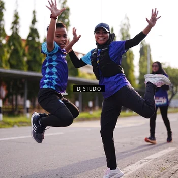 Runner Photo 8384926