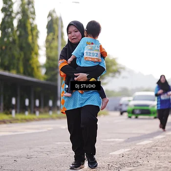 Runner Photo 8384941