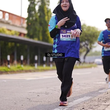 Runner Photo 8384947