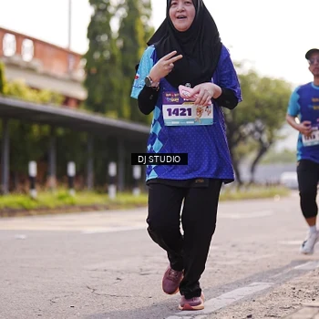 Runner Photo 8384948