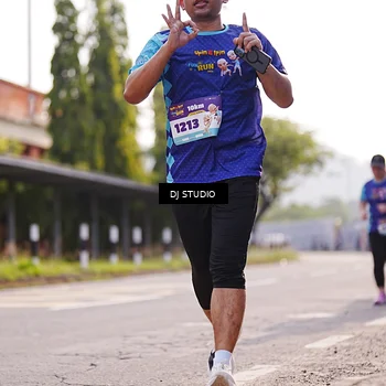 Runner Photo 8384956