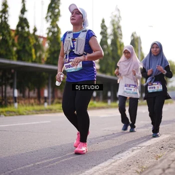 Runner Photo 8384985
