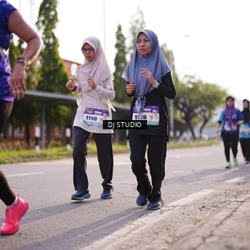 Runner Photo 8384992
