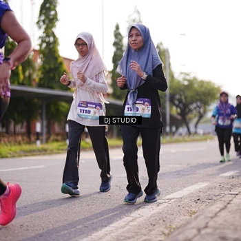 Runner Photo 8384993