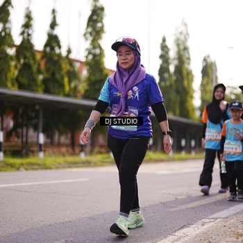 Runner Photo 8385006