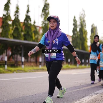 Runner Photo 8385010