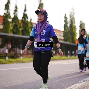 Runner Photo 8385013
