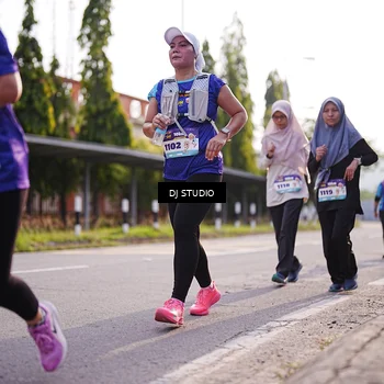 Runner Photo 8385029