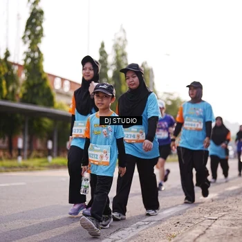 Runner Photo 8385030