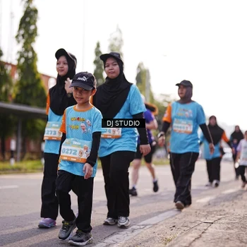 Runner Photo 8385036