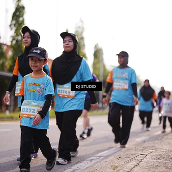 Runner Photo 8385041