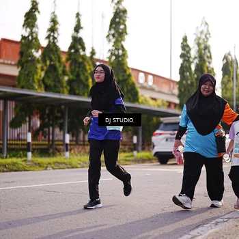 Runner Photo 8385066