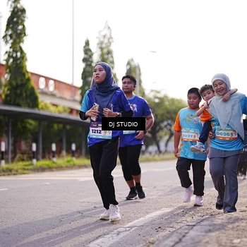 Runner Photo 8385105