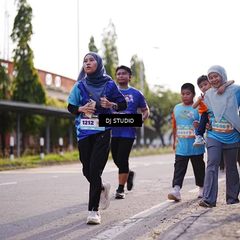 Runner Photo 8385110