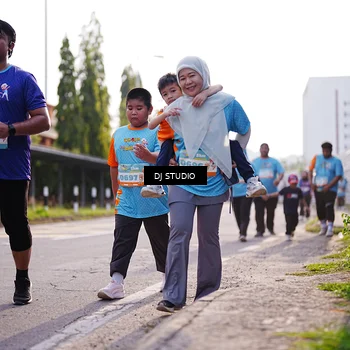 Runner Photo 8385121