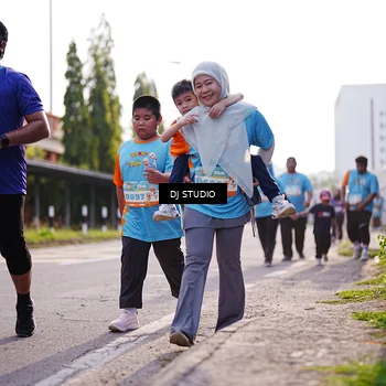 Runner Photo 8385125