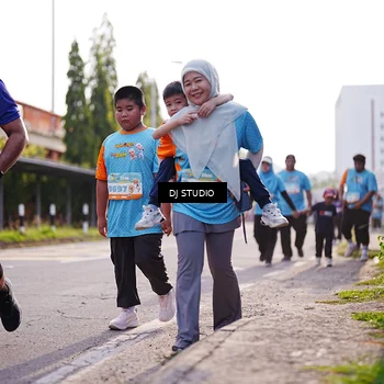Runner Photo 8385131