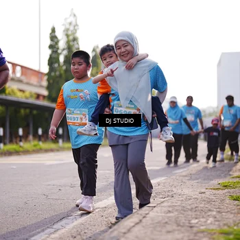 Runner Photo 8385133