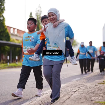 Runner Photo 8385143