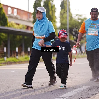 Runner Photo 8385146