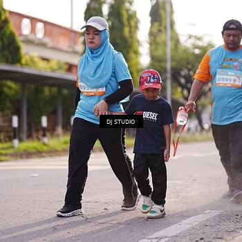 Runner Photo 8385147