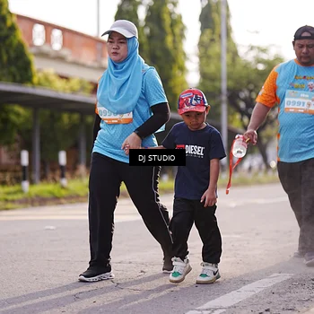 Runner Photo 8385148