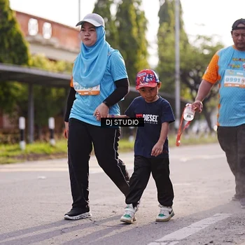 Runner Photo 8385149