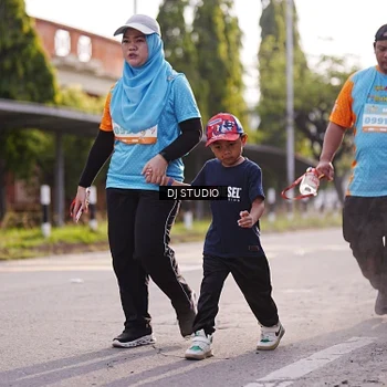 Runner Photo 8385152