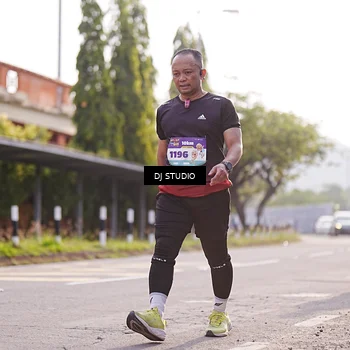 Runner Photo 8385184