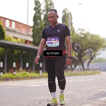 Runner Photo 8385192
