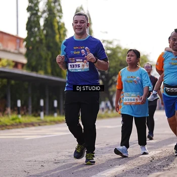 Runner Photo 8385200