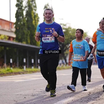 Runner Photo 8385201