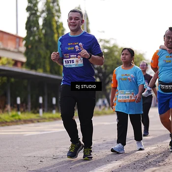 Runner Photo 8385203